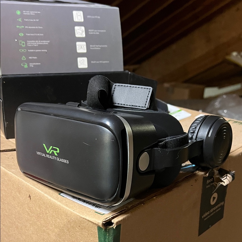 Shinecon VR SC-G04E Virtual Reality Glasses Headset - Immersive Gaming Viewer